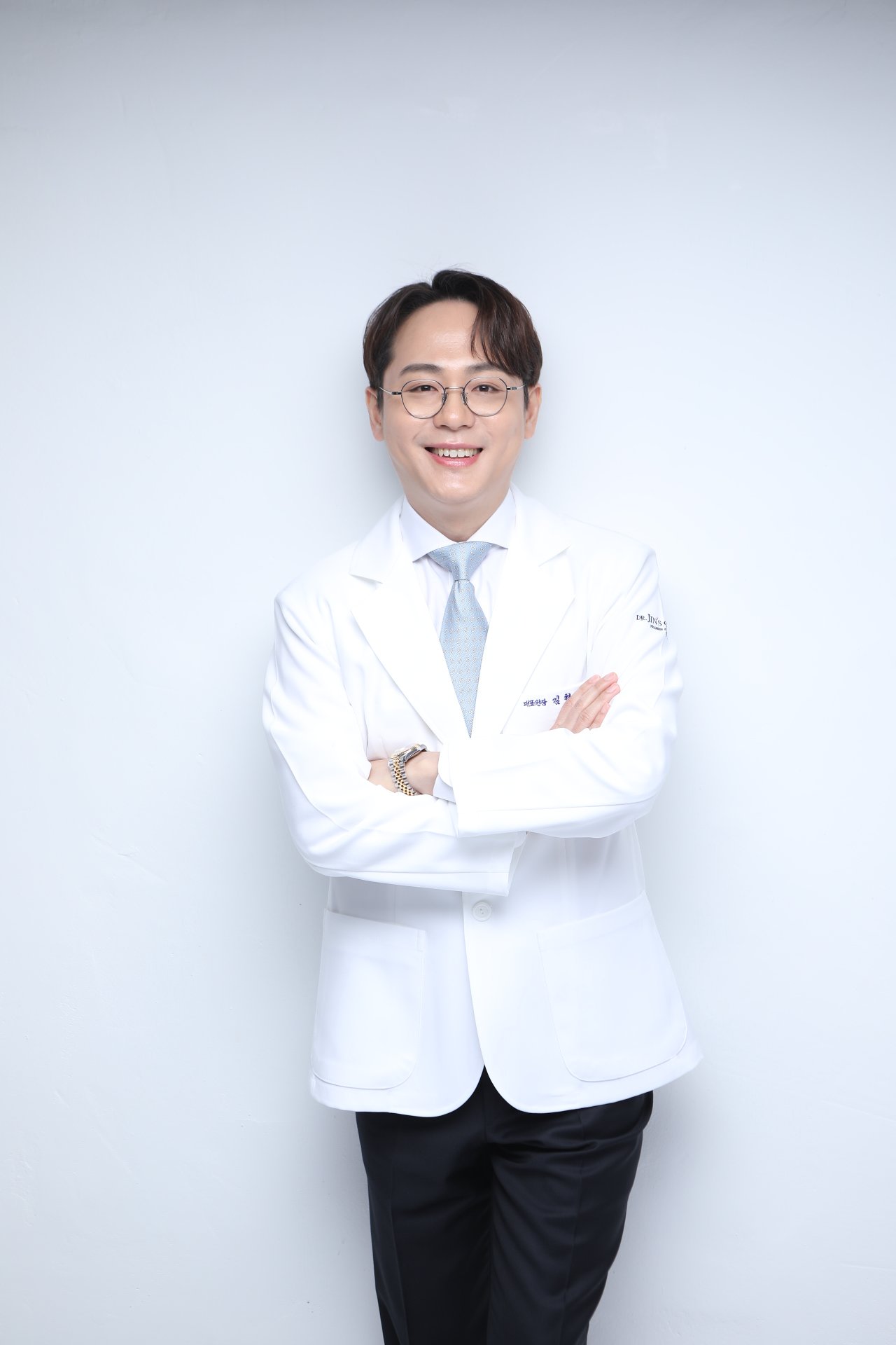 청담 원장 직접 시술